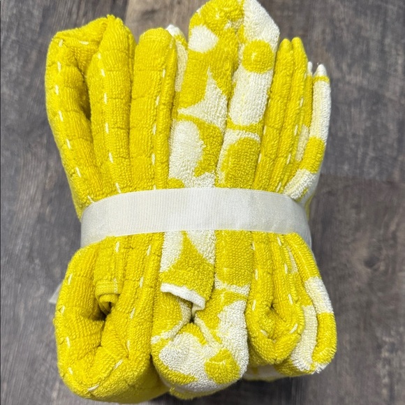 6 Yellow Floral Bath Towel Set - Picture 6 of 6